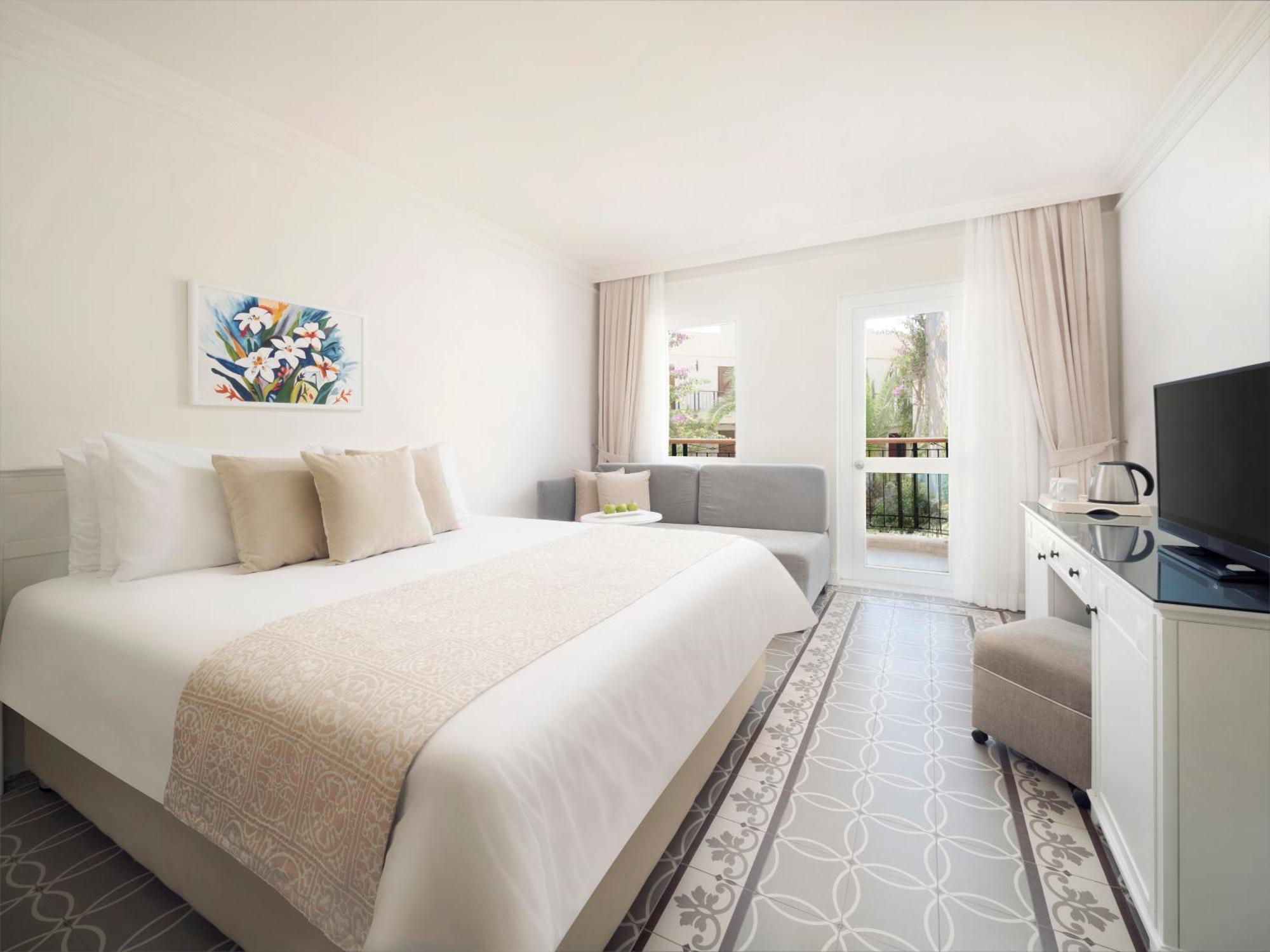 Asteria Bodrum Resort 5*
